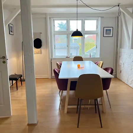 Spacious Near & Alokke Forest Appartement *