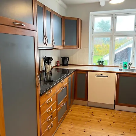 Spacious Near & Alokke Forest Appartement