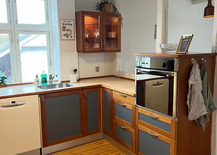 Spacious Near & Alokke Forest * أودنسه